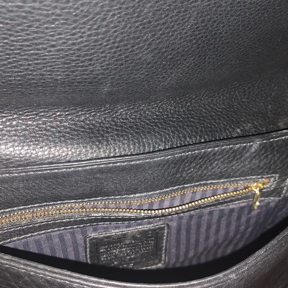 Coach - Picture 3 of 5